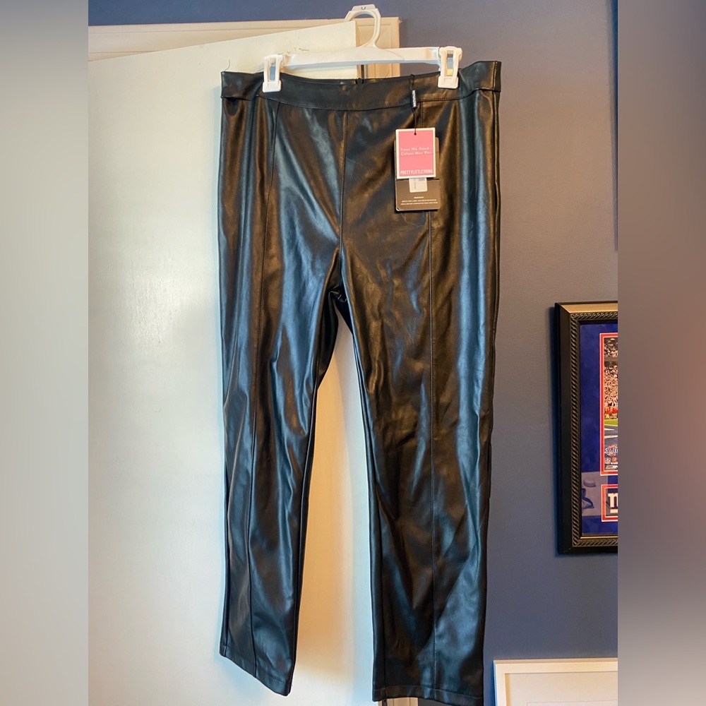 Pretty Little Thing Cropped Faux Leather Cigarette Pant NWT